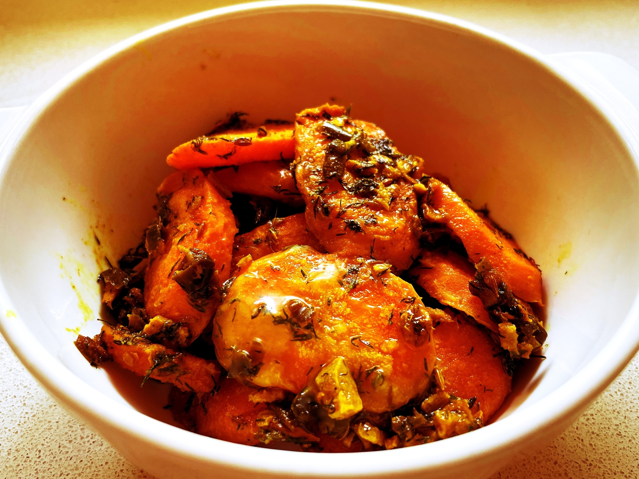 serving bowl of carrots and dill
