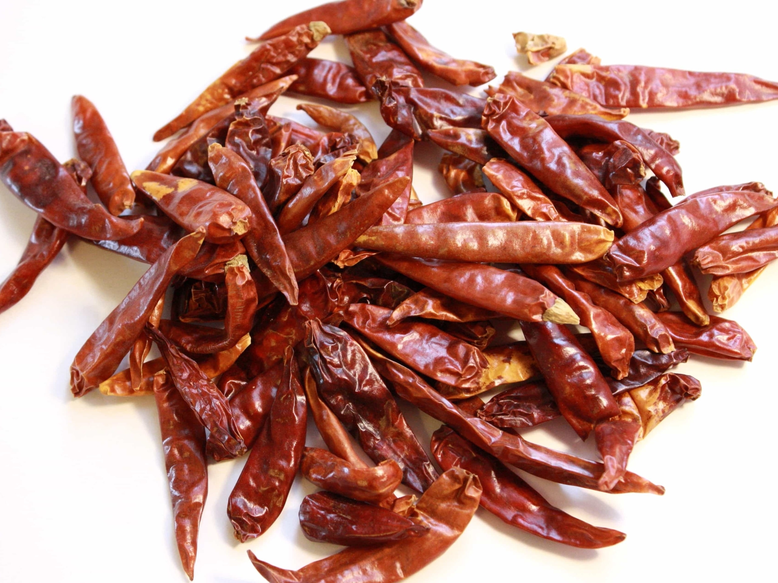 a small pile of dried red chillies