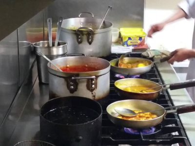 how to cook curry house style