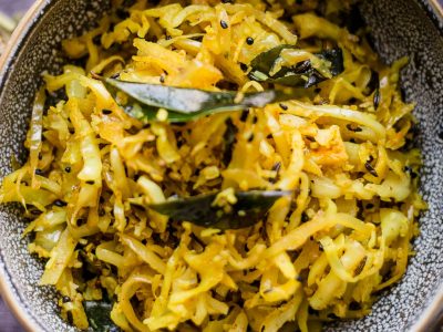 cabbage thoran